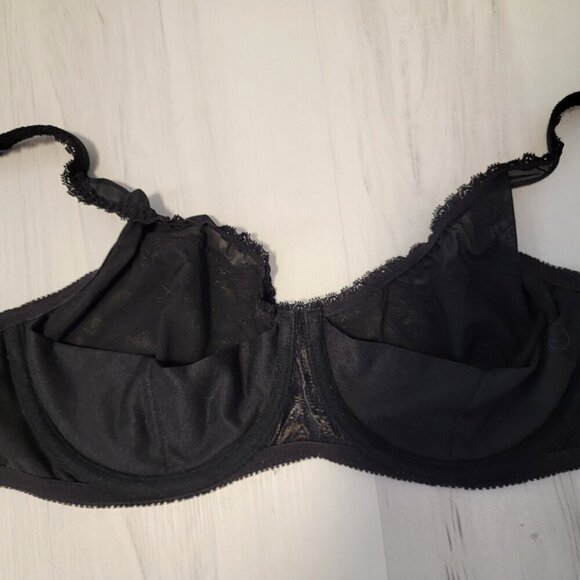 Y2K Barely Breezies Lace nylon underwire bra, size 38C - Picture 9 of 12
